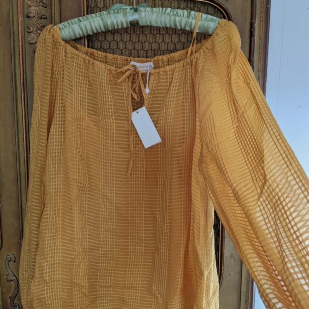 Tory Burch beautiful blouse brand new